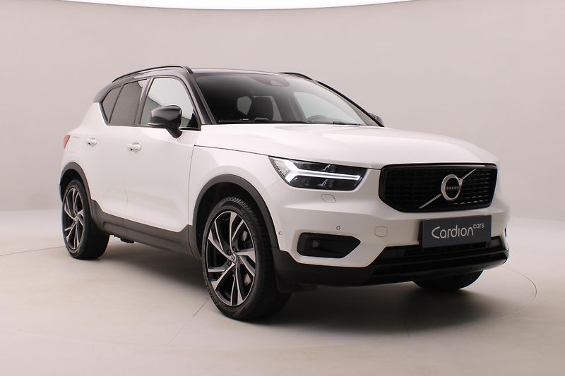 Volvo XC40 D4 AWD R-DESIGN AUT  - fotka 14 z 45
