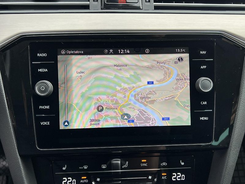 Volkswagen Passat (2023) 2.0TDI 147kW 4X4 DSG TAŽNÉ  - fotka 14 z 27