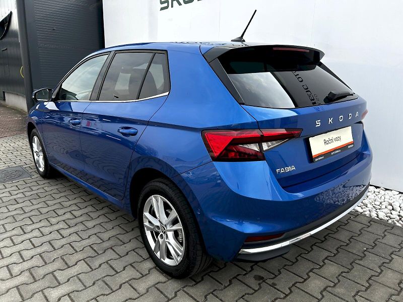 Škoda Fabia (2024) 1.0 TSI 85kW MP6 Top Selection - fotka 35 z 35