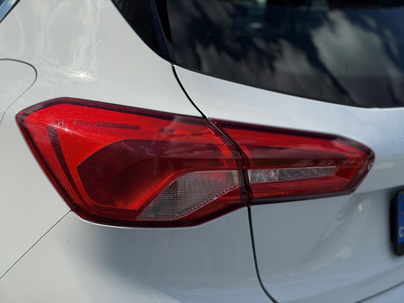 Ford Focus (2019) 1.0 ecoboost 92 kw/DPH - fotka 11 z 23