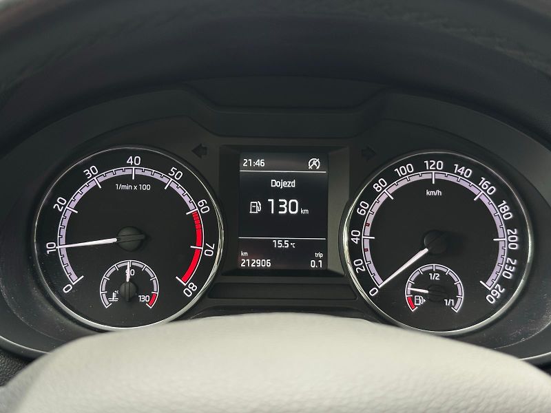 Škoda Octavia 1.0TSI 1.MAJITEL ČR DPH  - fotka 12 z 23