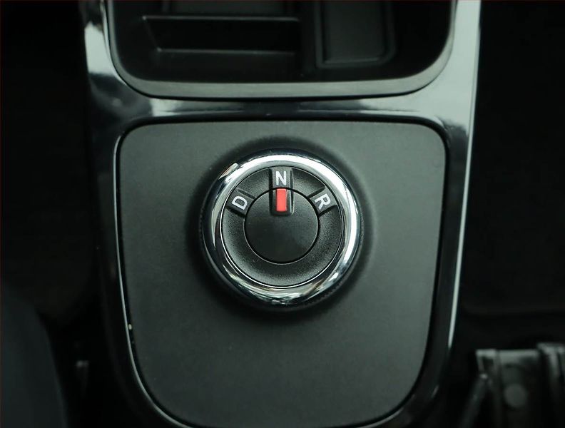 Dacia Spring (2023) Electric 65 (27 kWh), SoH 93% - fotka 13 z 16