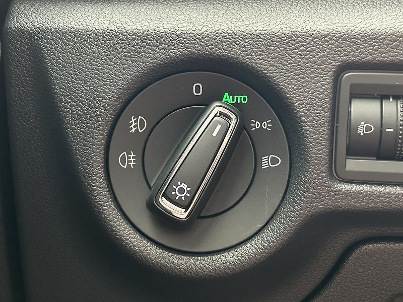 Škoda Scala 1.0 TSI Top selection - fotka 15 z 31