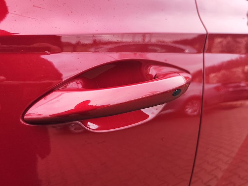 Hyundai Tucson 1.6 T-GDI/195 kW PREMIUM PANO - fotka 12 z 44
