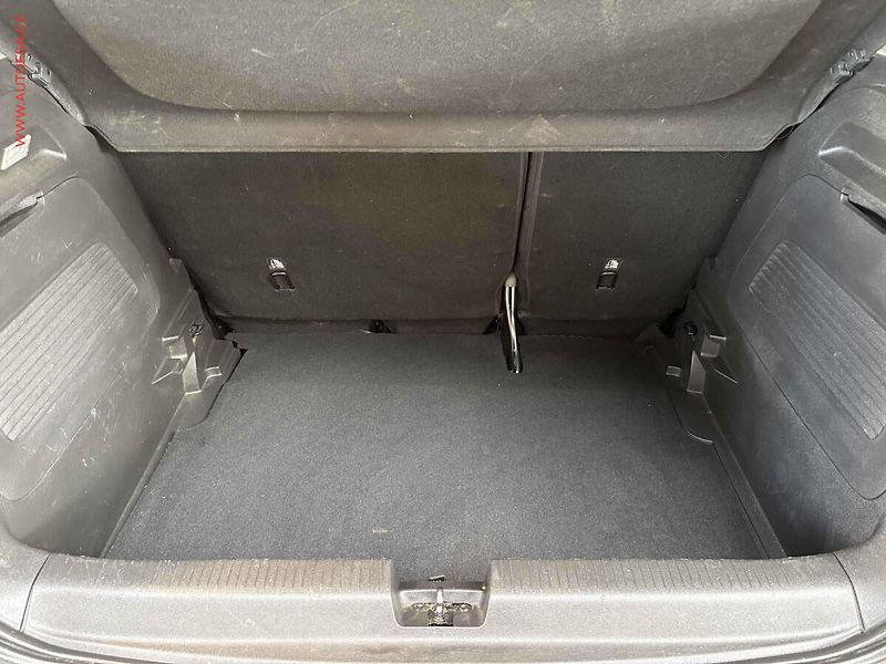 Opel Crossland X (2018) 1.2T, AC, temp, STK2/28 - fotka 7 z 15