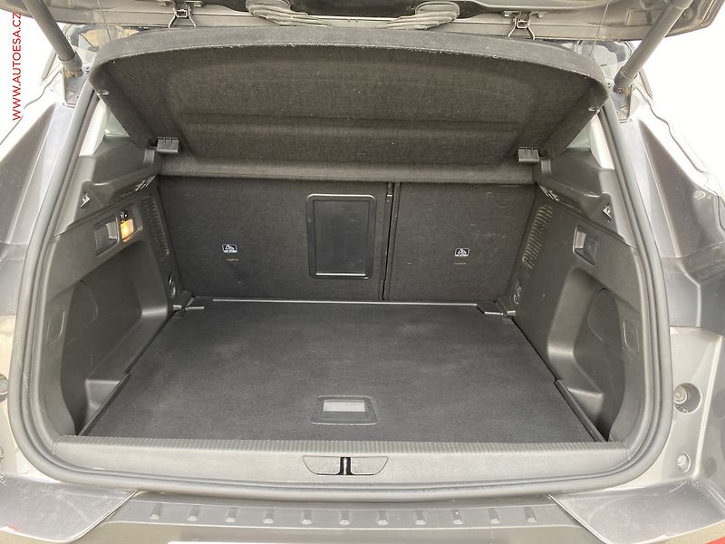 Opel Grandland X (2020) 1.5 CDTi, Innovation, AT - fotka 7 z 19