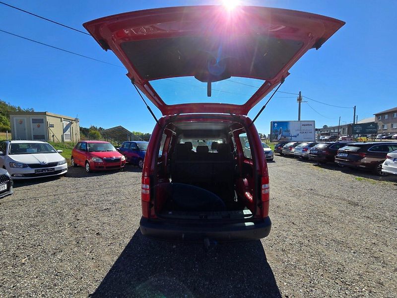 Volkswagen Caddy (2014) 1.6 TDi 75KW klima tažné - fotka 14 z 19