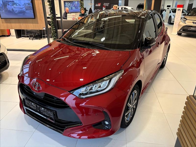 Toyota Yaris 1,5   Executive HEV 130 CVT - fotka 3 z 9