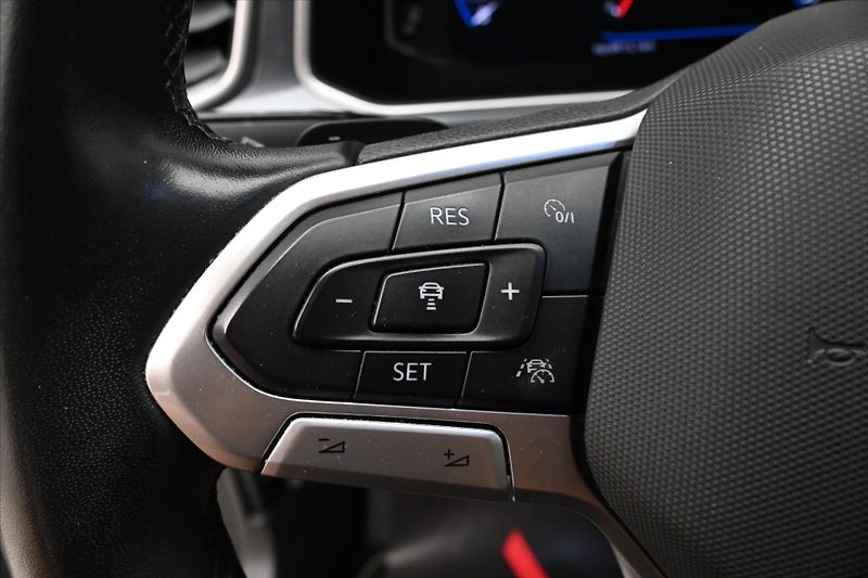 Volkswagen T-Roc 2,0 TDI 110kW DSG Style Plus Z - fotka 22 z 31