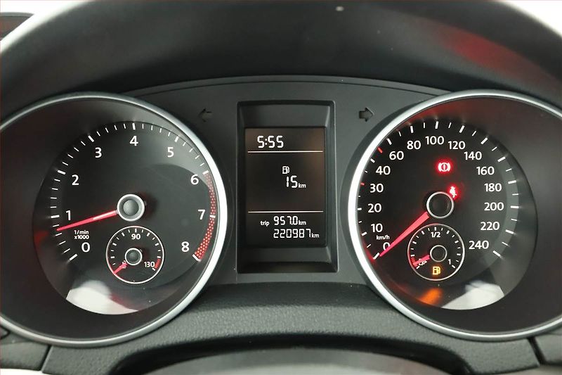 Volkswagen Golf (2010) 1.4 TSI, Tempomat - fotka 9 z 12