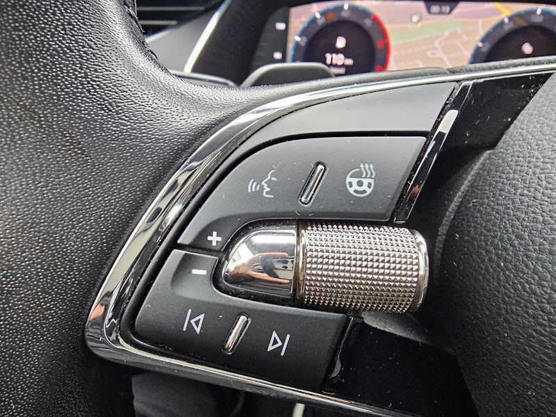 Škoda Octavia 2.0TDI 110kW kombi automat  - fotka 25 z 31