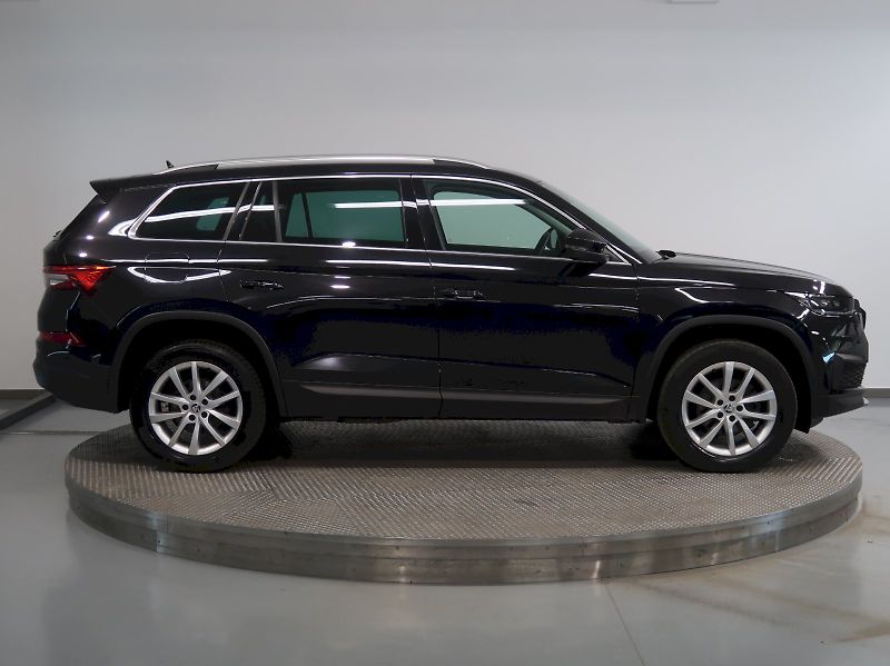 Škoda Kodiaq (2023) STYLE 2.0TDI 110KW DSG NAVI TA - fotka 8 z 43