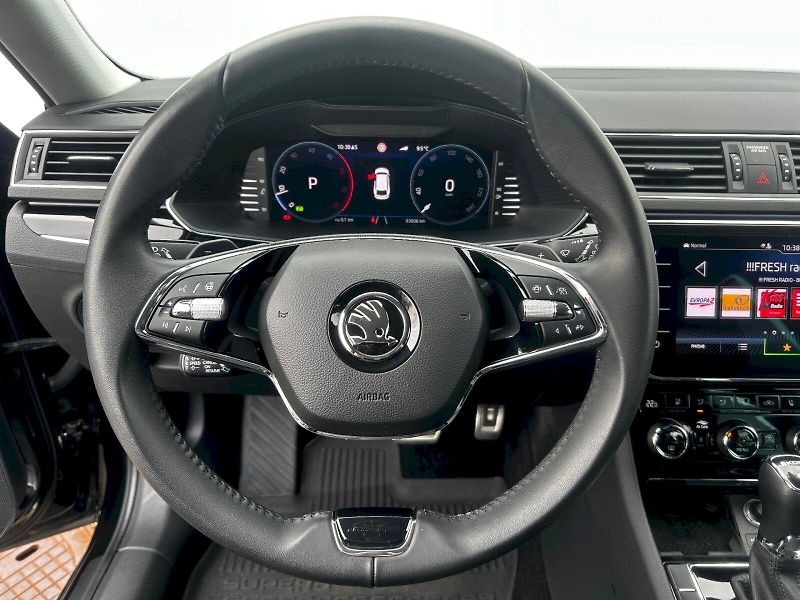 Škoda Superb (2024) Combi 2.0 TDI 147kW 4x4 DSG L& - fotka 7 z 35