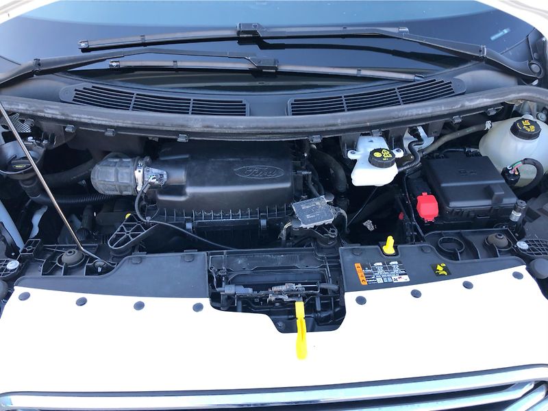 Ford Tourneo Custom 2.0 TDCi  8 Míst - fotka 26 z 26