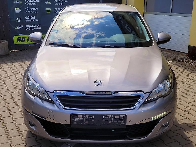 Peugeot 308 96kW,CZ,1maj,SERV.KNIHA       - fotka 2 z 40