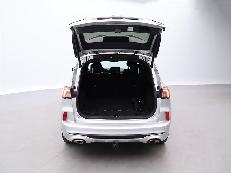 Ford Kuga 2,0 TDCi 140kW AWD ST Line X - fotka 9 z 35