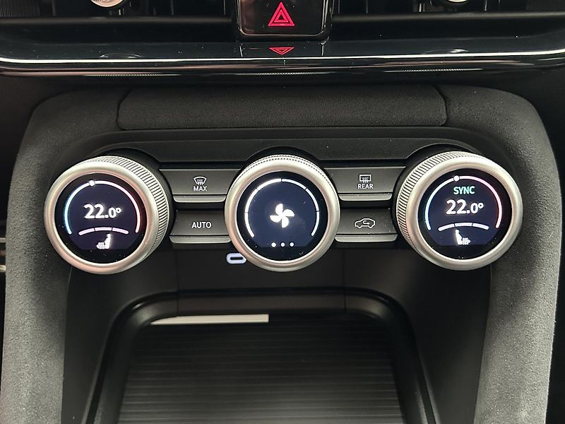 Škoda Kodiaq 2.0 TDI 4x4 SportLine - fotka 13 z 28