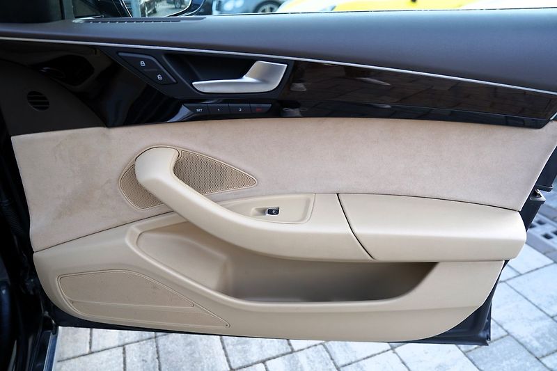 Audi A8 3.0 TDI Quattro/Tiptr./Matrix - fotka 25 z 48