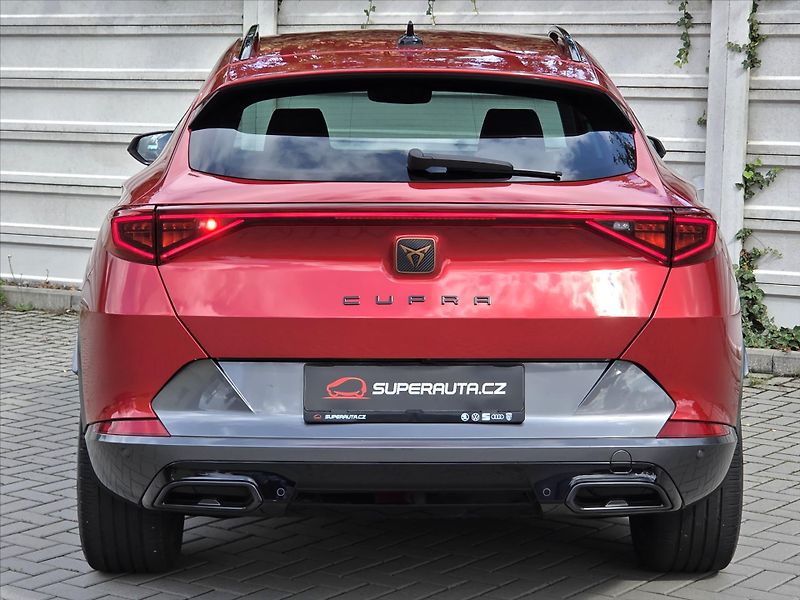 Cupra Formentor 1,5 TSi DSG LED Matrix TZ Záru - fotka 5 z 15