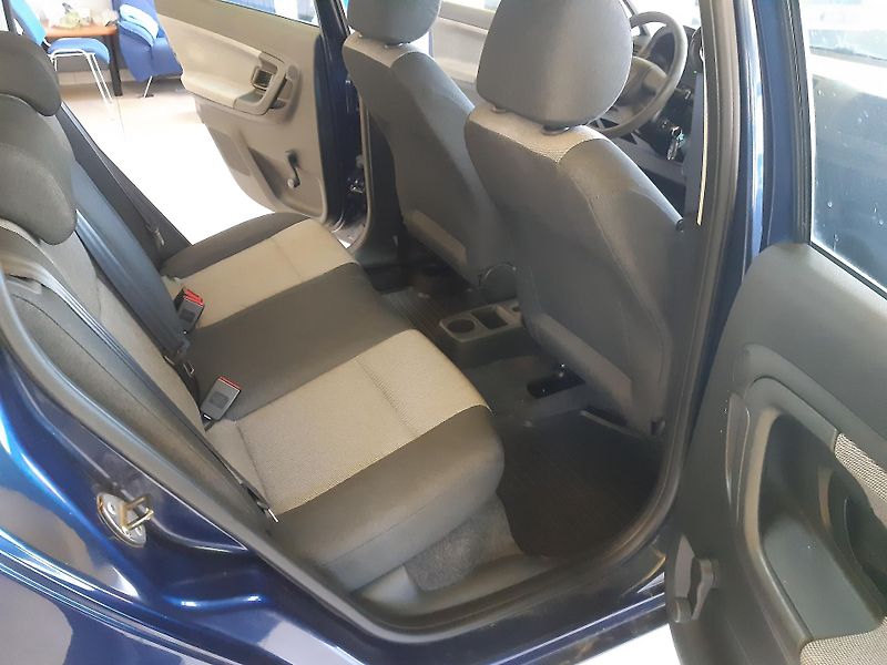 Škoda Fabia 1.2 TSI KLIMA ESP - fotka 15 z 18