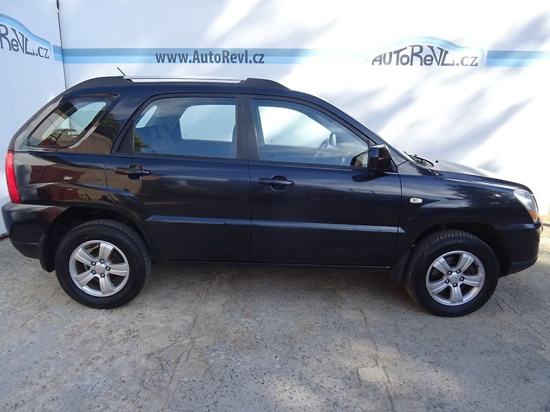 Kia Sportage (2009) 2.0i,104kW,NovéČR,klima - fotka 5 z 23