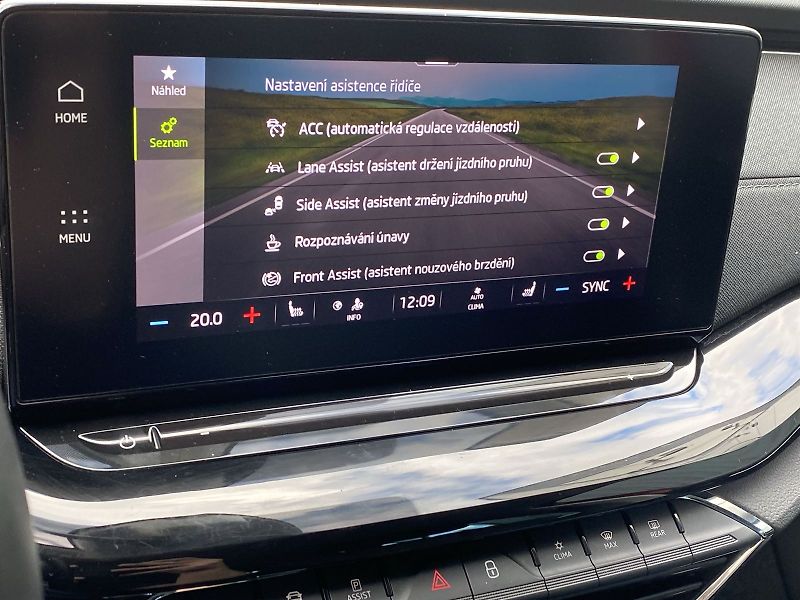 Škoda Octavia (2021) Combi 1.5 TGI G-TEC DSG Style+ - fotka 21 z 35