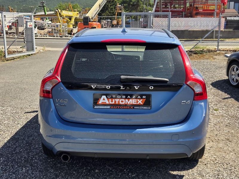 Volvo V60 (2013) 2.0 D4-120kw-NAVI-A/T-SUPER - fotka 6 z 14
