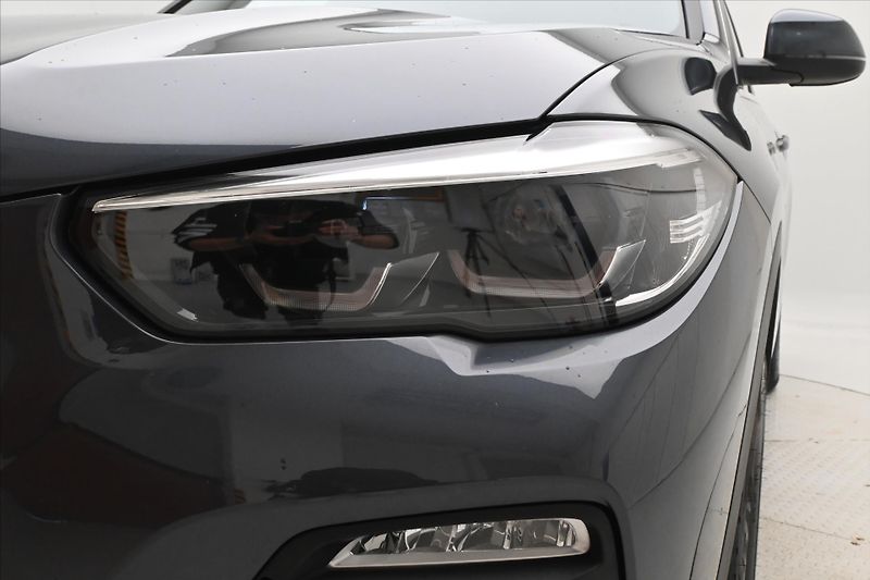 BMW X5 3,0 d xDrive 210kW AT8 Záruka - fotka 28 z 30