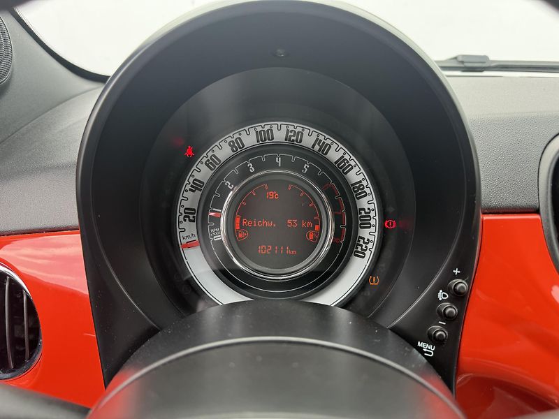 Fiat 500 (2021) 1.0i Hybrid - fotka 15 z 19