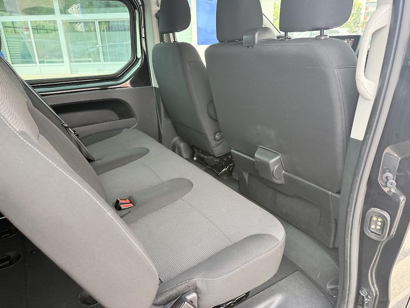 Renault Trafic 2.0 dCi 110kW L2H1 - fotka 27 z 33