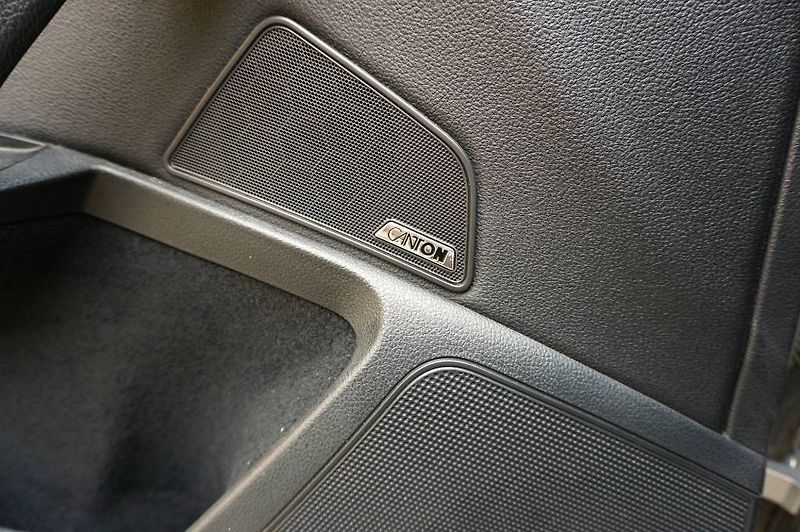 Škoda Superb (2015) STYLE PLUS 2,0 TDI 140 kW - fotka 46 z 52