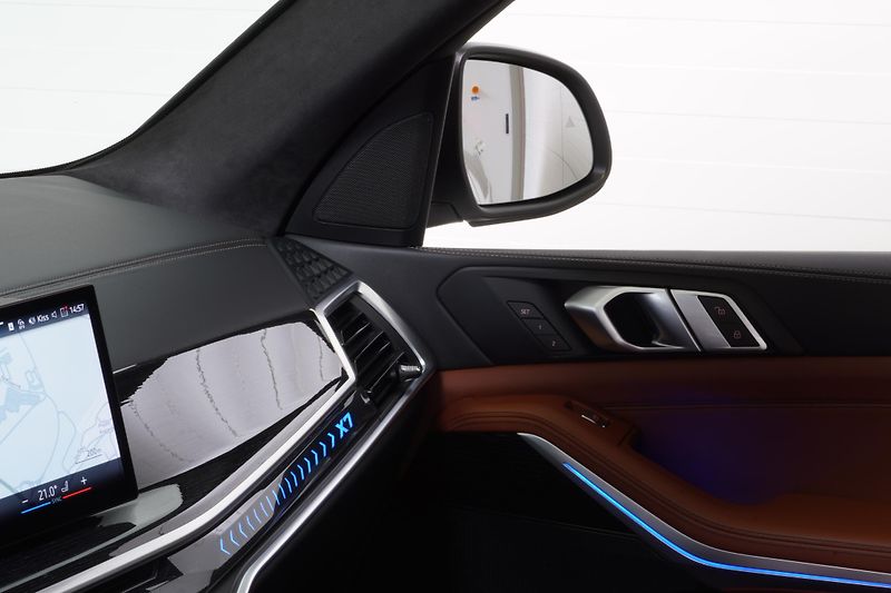 BMW X7 Xdrive40d,Mpaket,ČR,DPH,Tažné - fotka 16 z 44
