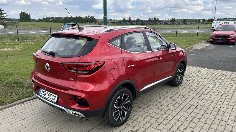 MG ZS (2025) 1.0 T-GDI AUT Exclusive  - fotka 5 z 20