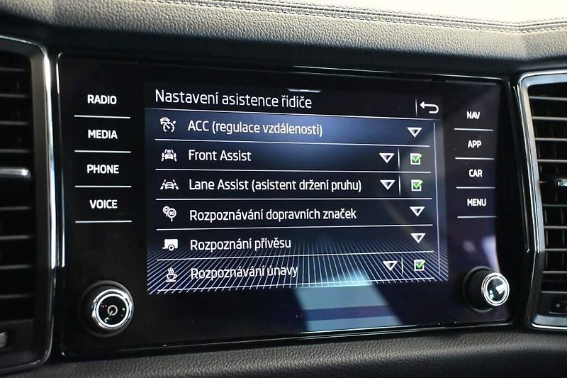 Škoda Kodiaq (2023) 2.0 LED DSG VIRTUAL ACC Tažné - fotka 18 z 31