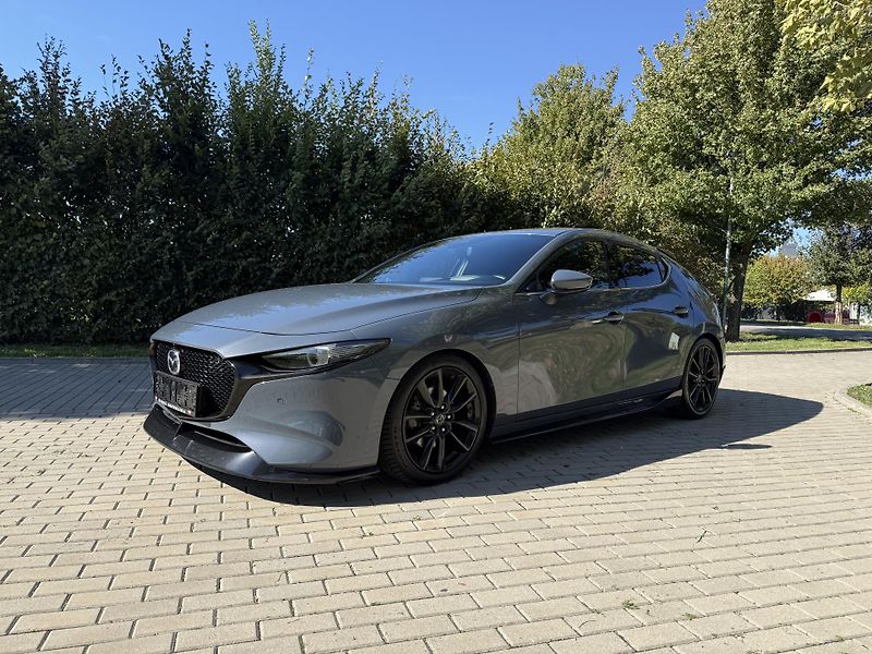 Mazda 3 2.0 Skyactiv-X Mild-Hybrid - fotka 3 z 33
