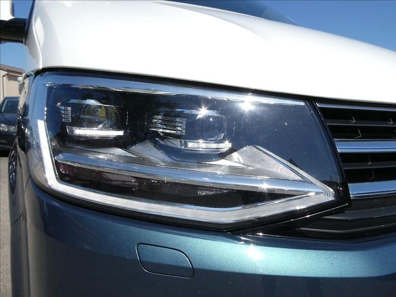 Volkswagen Multivan 2,0 TDi DSG Highline,1.majitel - fotka 5 z 50