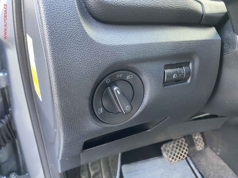 Škoda Roomster (2009) 1.6i, Style Plus, AT - fotka 15 z 16