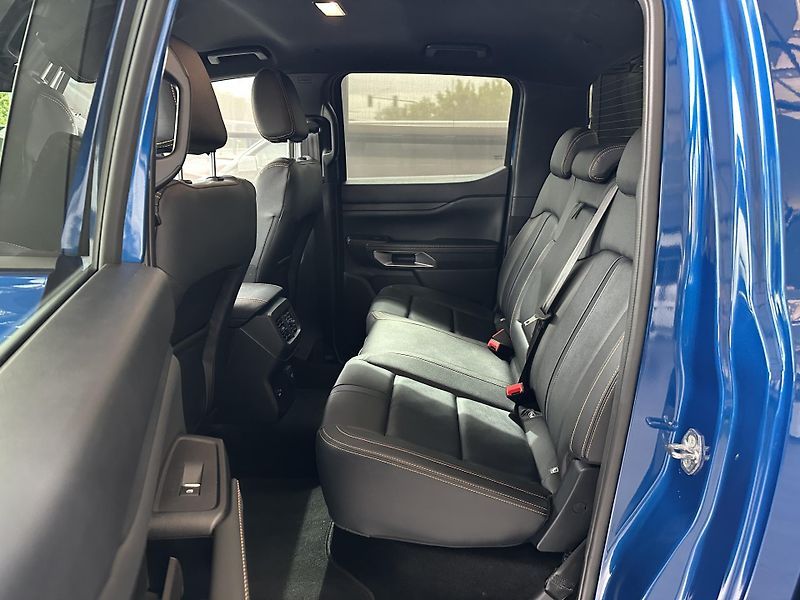 Ford Ranger Wildtrak 2.3 EB 279k PHEV aut - fotka 14 z 36