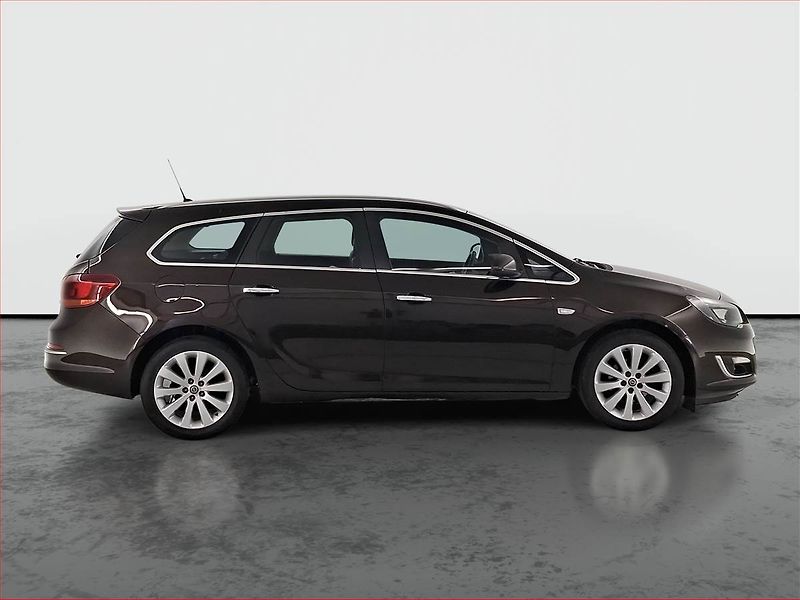 Opel Astra (2013) Cosmo 1.4 T, Serv.kniha - fotka 6 z 20