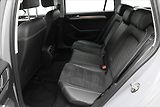 Volkswagen Passat 2,0 TDI 110 kW DSG Elegance Zá - náhled 14
