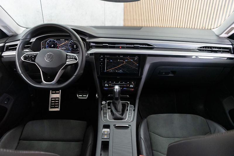 Volkswagen Arteon Shooting Brake 2.0 TDI ELEGANCE*ACC*DPH*ČR 1M - fotka 7 z 43