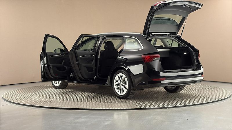 Škoda Octavia 2.0 TDI DSG 4x4 Style Combi - fotka 7 z 25