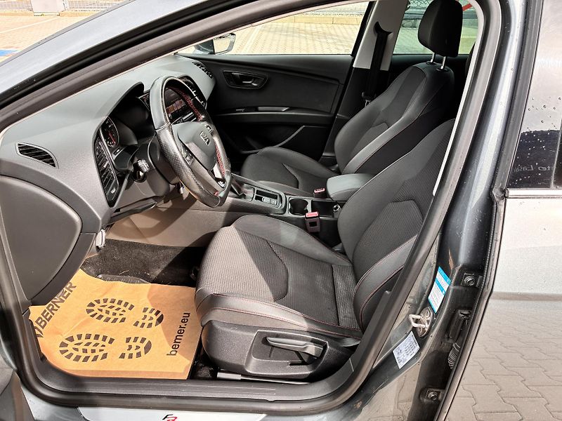 Seat Leon FR,92kW KLIMA NAVIGACE ,SERVIS - fotka 11 z 31