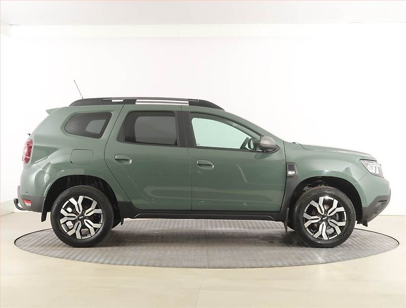 Dacia Duster (2023) 1.0 TCe, LPG, Serv.kniha, Navi - fotka 6 z 22