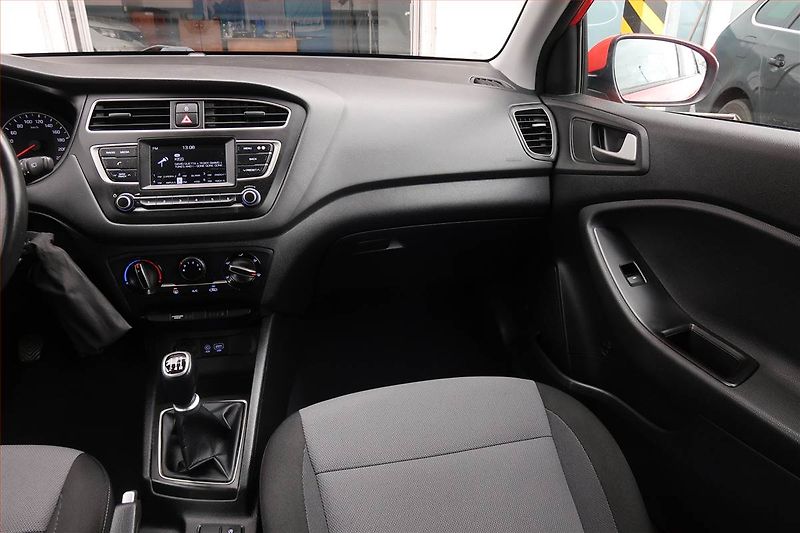 Hyundai i20 (2019) 1.2, ČR,1.maj, Serv.kniha - fotka 8 z 15