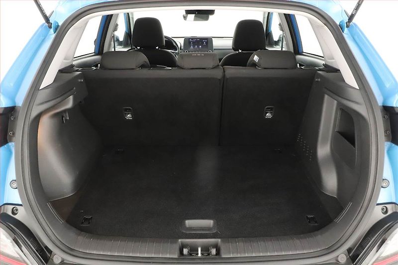 Hyundai Kona (2021) 1.0 T-GDI, Automat, ČR,1.maj - fotka 17 z 18