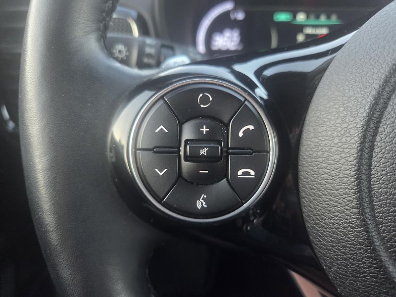 Kia e-Soul (2022) 64 kWh SoH 97,3%,Vision,DPH - fotka 28 z 41