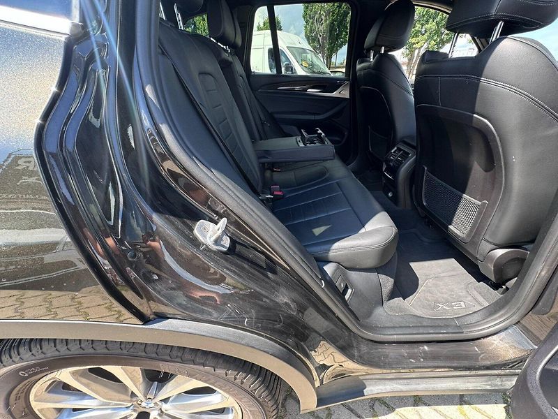 BMW X3 (2018) XDRIVE 2,0i 185 KW STK - fotka 36 z 46