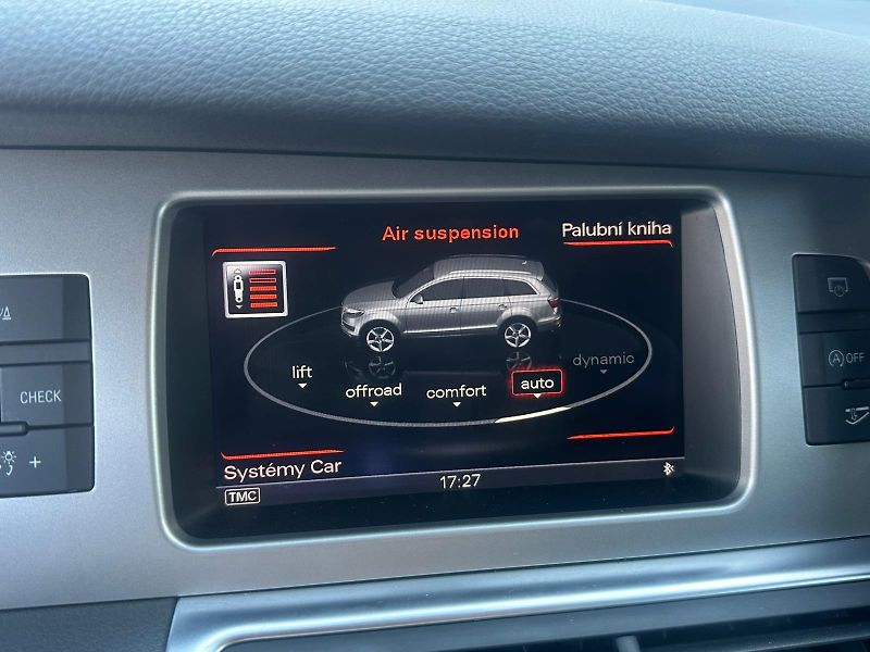 Audi Q7 (2014) 3.0TDi, 180KW, S-LINE, VZDUCH - fotka 15 z 27