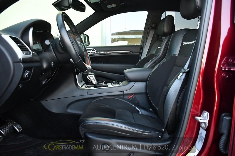 Jeep Grand Cherokee 6.2 V8 TRACKHAWK ČR 1M - fotka 10 z 49